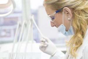 Dentista Simples Nacional, uma dentista